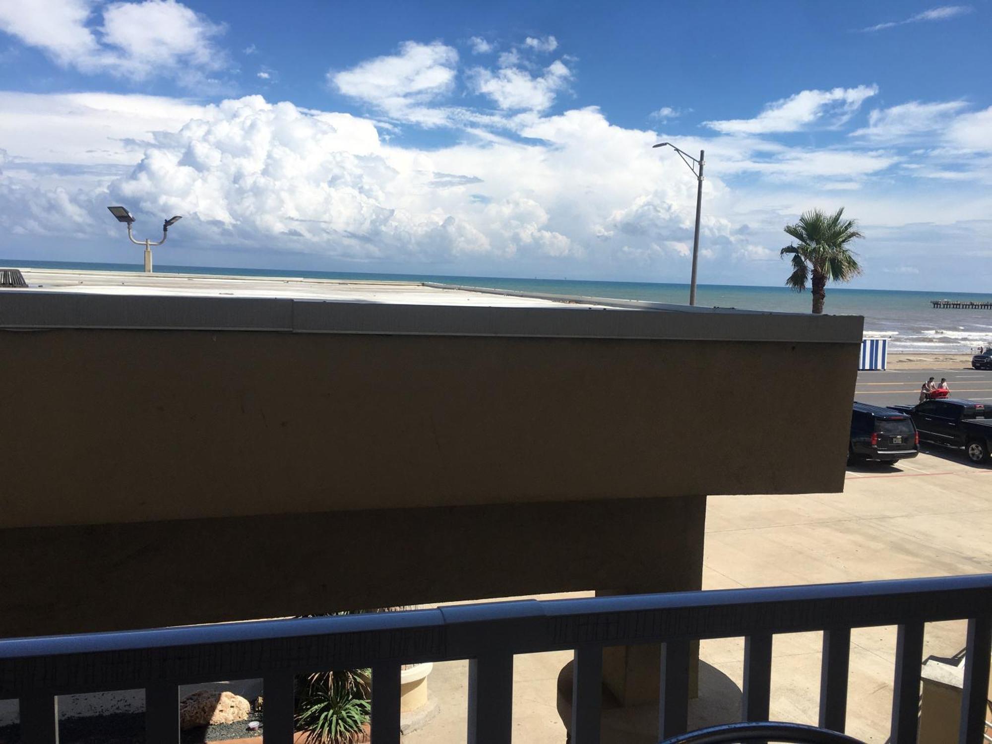 Best Western Plus Galveston Suites Kültér fotó